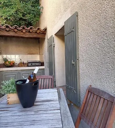 Maison De Village